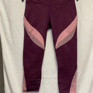 FABLETICS POWERHOLD CROP LEGGINGS